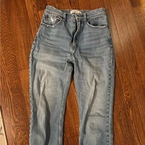 Abercrombie The Ankle Straight Jean Ultra High Rise